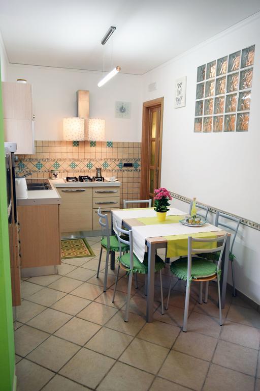 Villa Casa Tonia Praiano Habitación foto